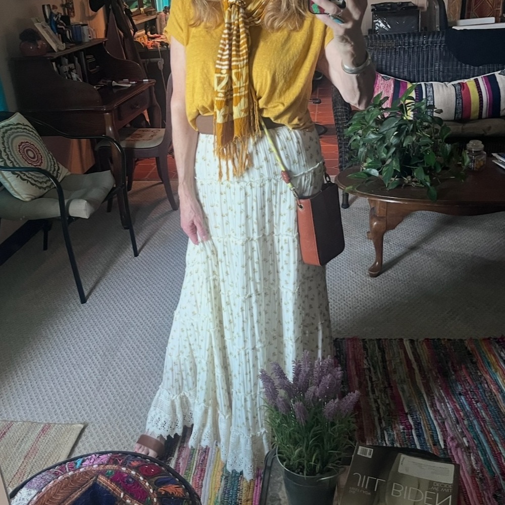 Ralph Lauren Cream Floral Tiered prairie Maxi Skirt with Crochet Hem - Picture 2 of 7